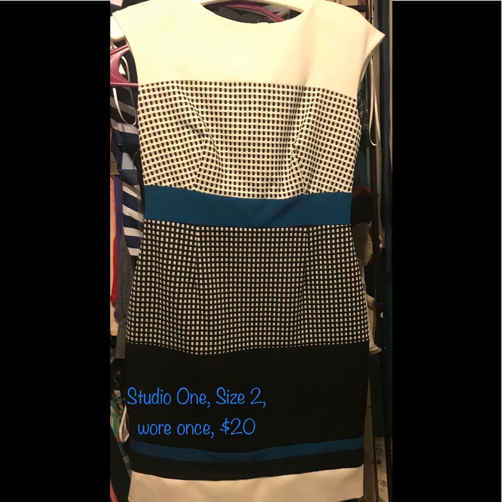 Studio One Sleeveless Sheath Dress